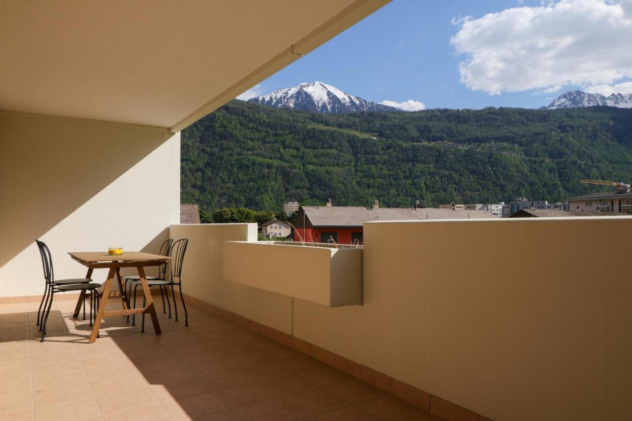 Modern Apartment Close To Martigny Train Station Dış mekan fotoğraf